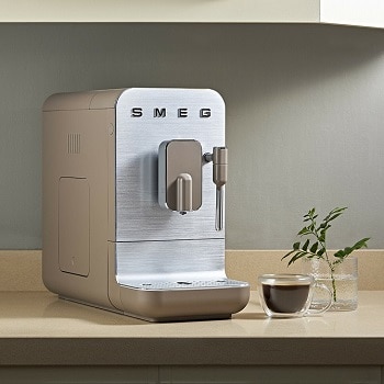 義大利SMEG 全自動義式咖啡機
